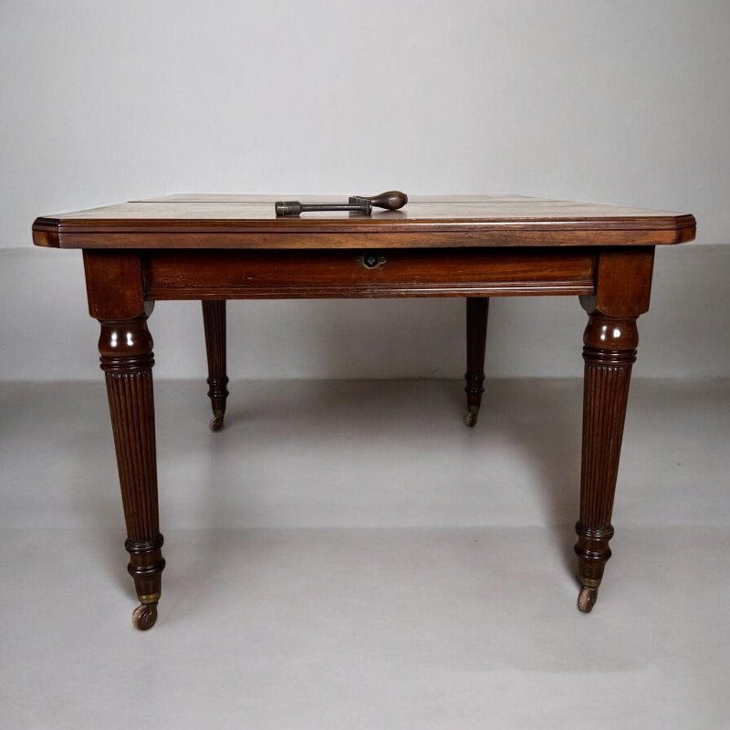 Tavolo antico allungabile in legno mogano quadrato da pranzo d'epoca 800 Inglese Categoria  Tavoli - tavolinetti