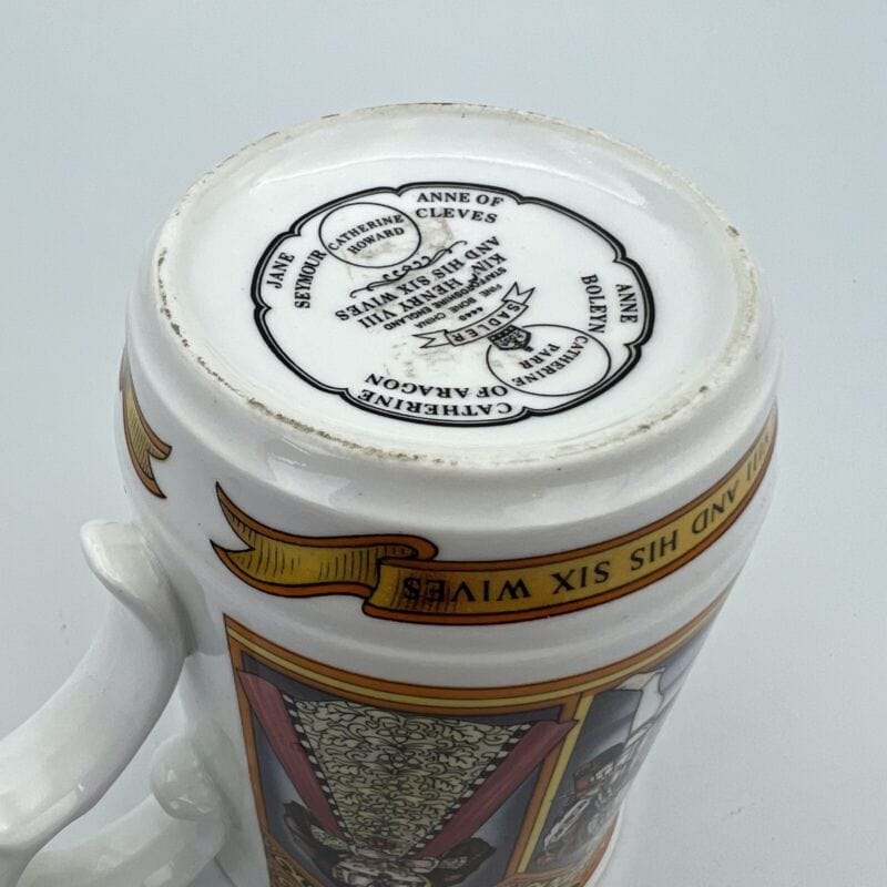 Tazza Boccale Inglese da collezione Re Enrico VIII Casa Reale commemorativa '80 Categoria  Ceramiche e Porcellane