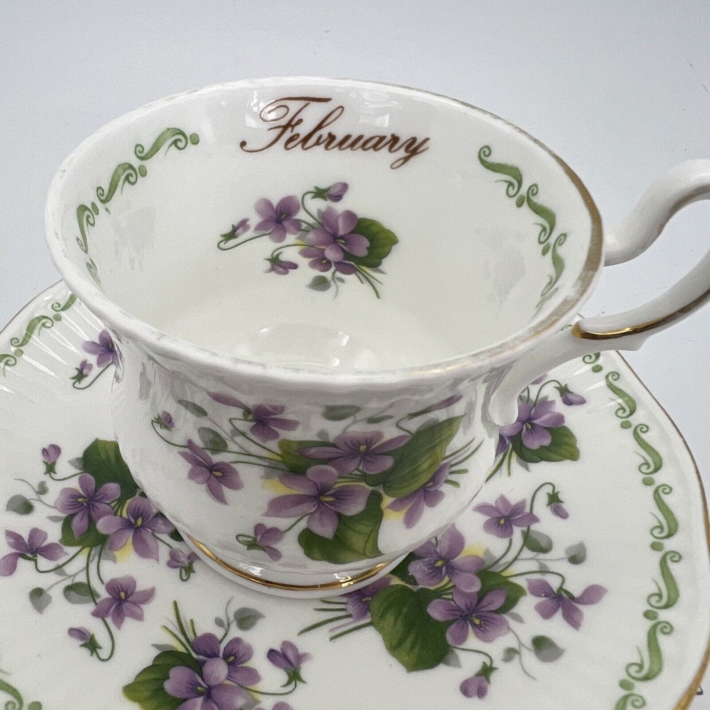 Tazza da caffè in porcellana Queen's con mese tazzina inglese Febbraio 900 Categoria  Servizio tazze - Tazze