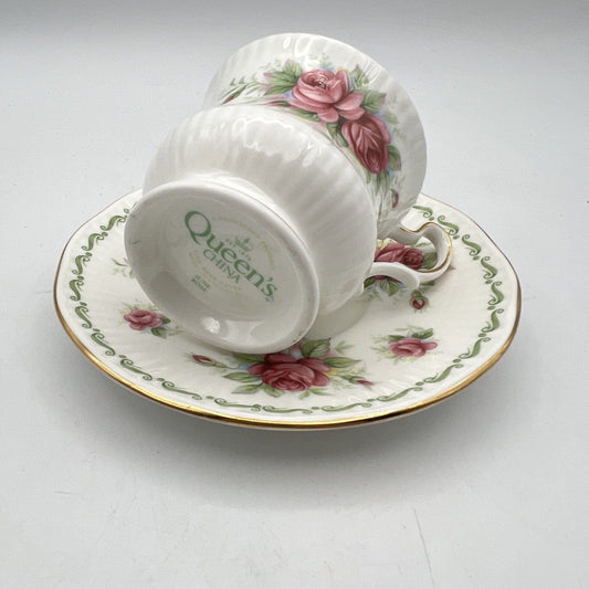 Tazza da caffè in porcellana Queen's con mese tazzina inglese Giugno 900 Categoria  Servizio tazze - Tazze