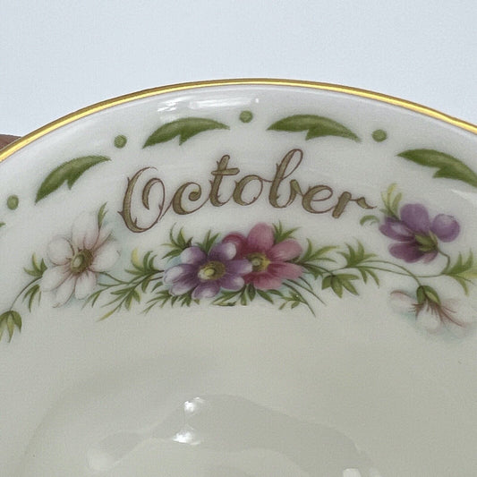 Tazza da caffè in porcellana Royal Albert con mese tazzina inglese Ottobre 1970 Categoria  Servizio tazze - Tazze