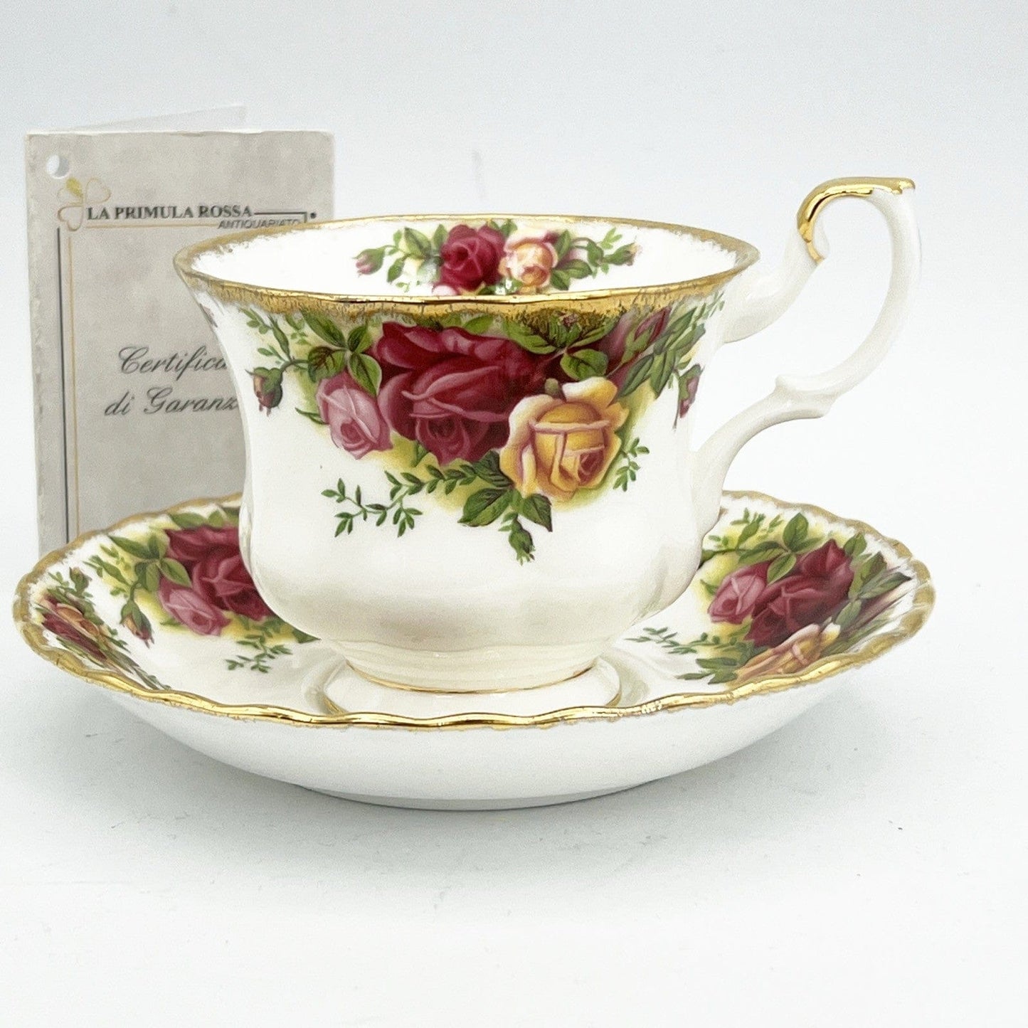 Tazza da tè per The in porcellana Royal Albert Collezione Old Country Roses 1962 Categoria Servizio tazze - Tazze