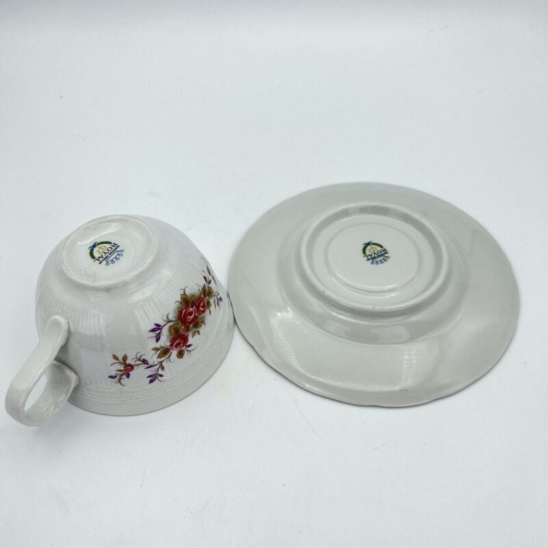 Tazza da tè the antica con piattino in porcellana Royal CP vintage motivo fiori Categoria  Ceramiche e Porcellane