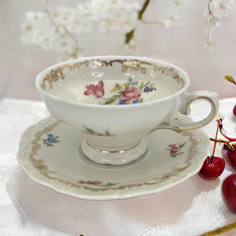 Tazza da tè the antica con piattino in porcellana vintage bavaria motivo fiori Categoria  Ceramiche e Porcellane