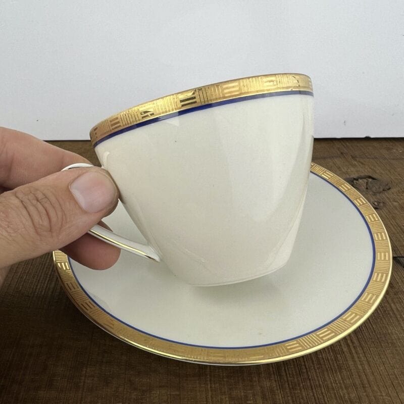 Tazza da tè the antica in porcellana Bavaria oro Seltmann Weiden con piattino Categoria Servizio tazze - Tazze