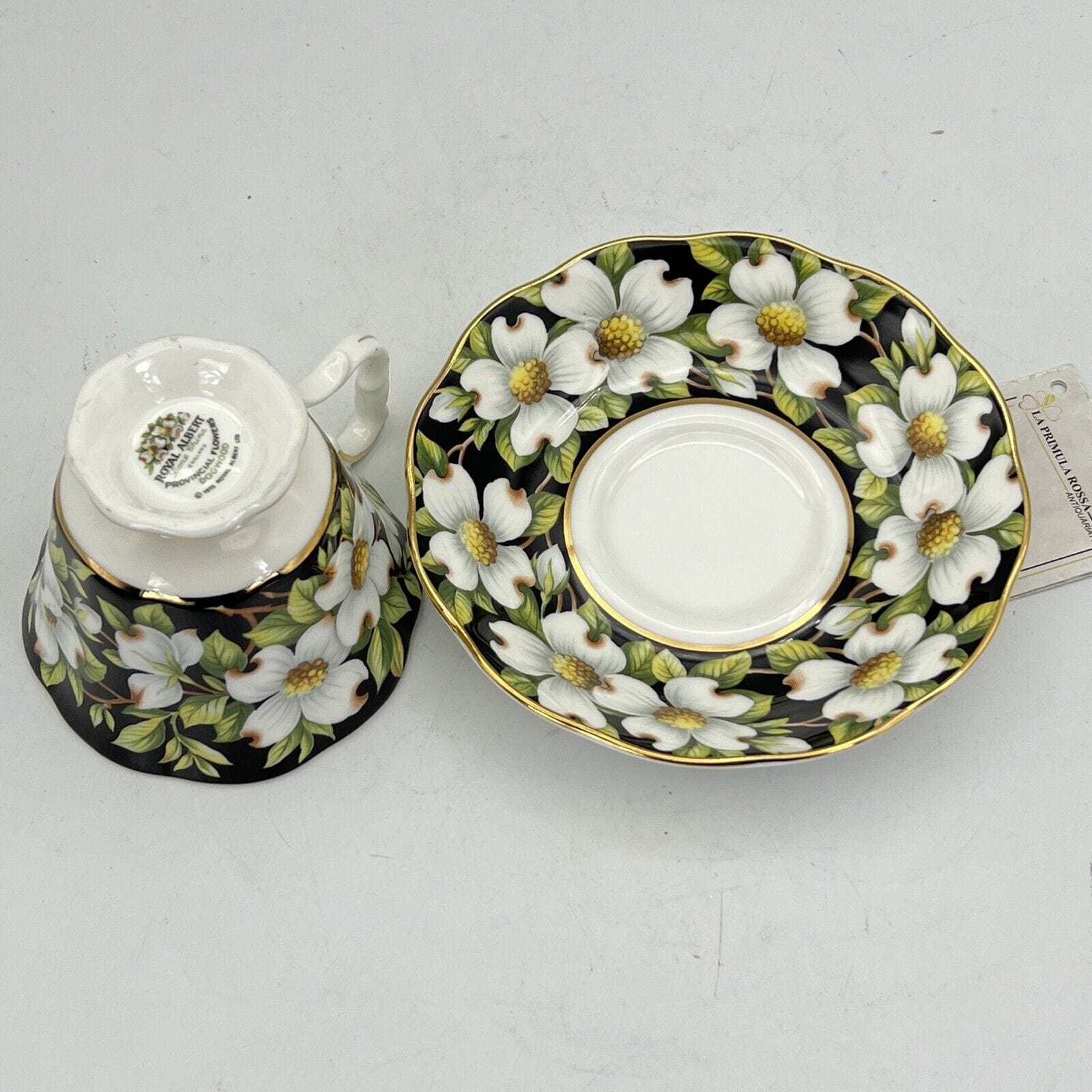 Tazza da tè The in porcellana Nera Royal Albert Provincial Flowers Fiori Dogwood Categoria  Servizio tazze - Tazze