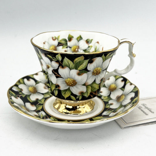 Tazza da tè The in porcellana Nera Royal Albert Provincial Flowers Fiori Dogwood Categoria  Servizio tazze - Tazze