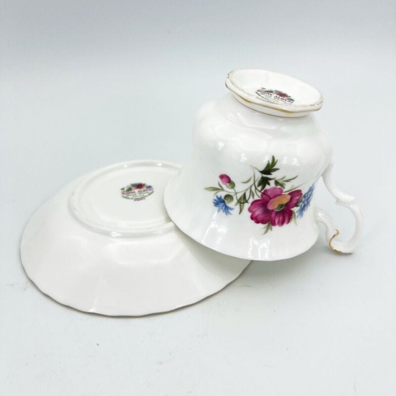 Tazza da tè The in porcellana Royal Albert con mese tazzina inglese Agosto 900 Categoria  Servizio tazze - Tazze