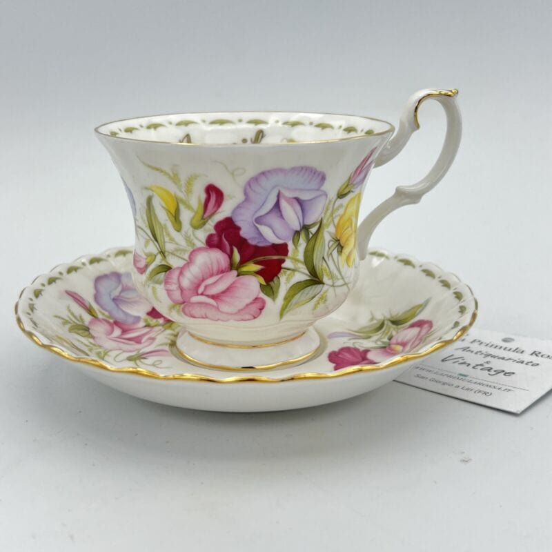 Tazza da tè The in porcellana Royal Albert con mese tazzina inglese APRILE 900 Categoria  Ceramiche e Porcellane