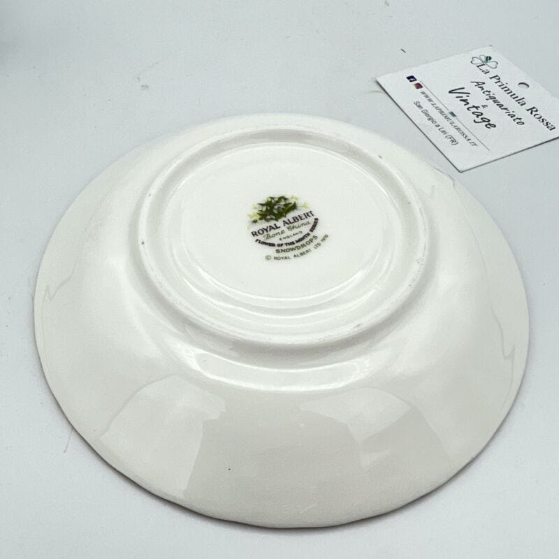 Tazza da tè The in porcellana Royal Albert con mese tazzina inglese GENNAIO 900 Categoria  Ceramiche e Porcellane