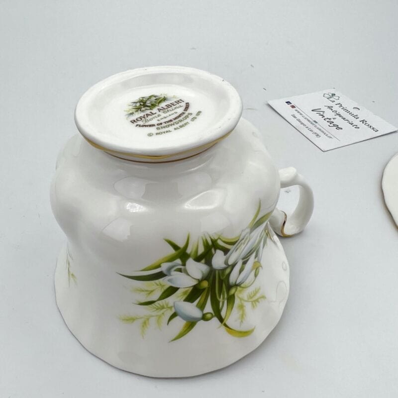 Tazza da tè The in porcellana Royal Albert con mese tazzina inglese GENNAIO 900 Categoria  Ceramiche e Porcellane