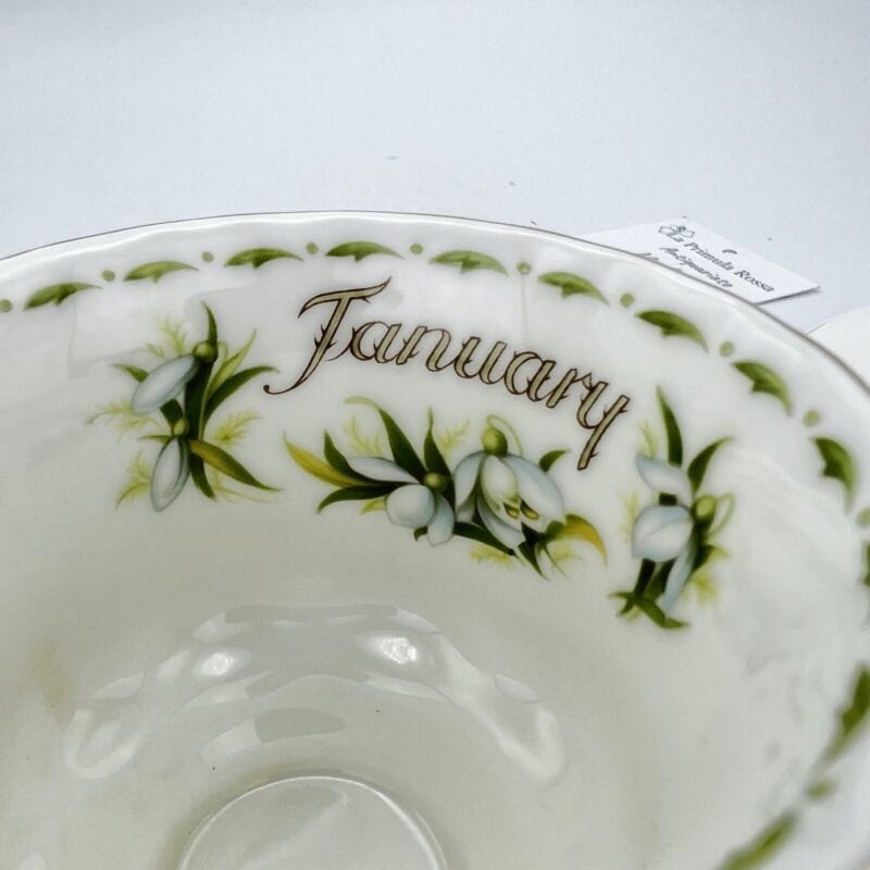 Tazza da tè The in porcellana Royal Albert con mese tazzina inglese GENNAIO 900 Categoria  Ceramiche e Porcellane