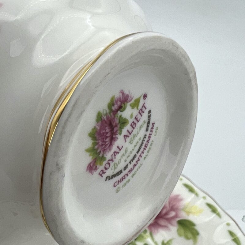 Tazza da tè The in porcellana Royal Albert con mese tazzina inglese Novembre 70 Categoria Ceramiche e Porcellane