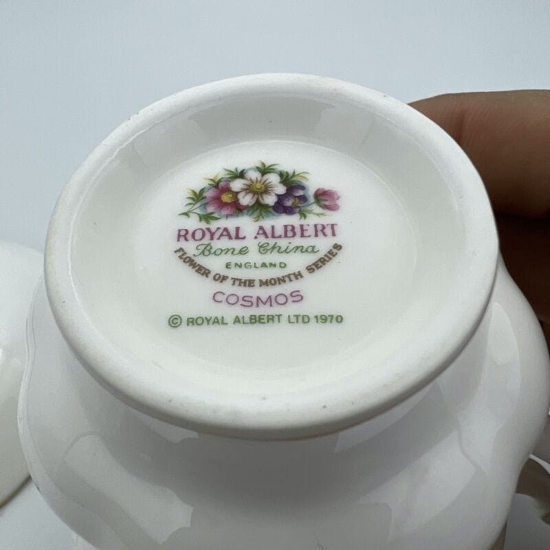 Tazza da tè The in porcellana Royal Albert con mese tazzina inglese OTTOBRE 900 Categoria Ceramiche e Porcellane