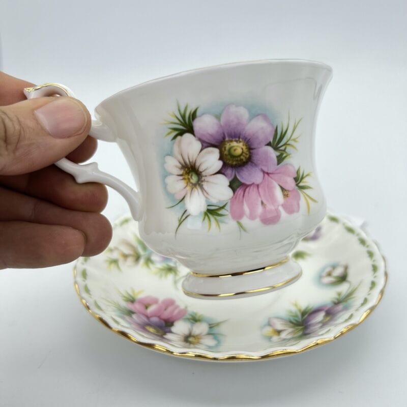 Tazza da tè The in porcellana Royal Albert con mese tazzina inglese OTTOBRE 900 Categoria Ceramiche e Porcellane