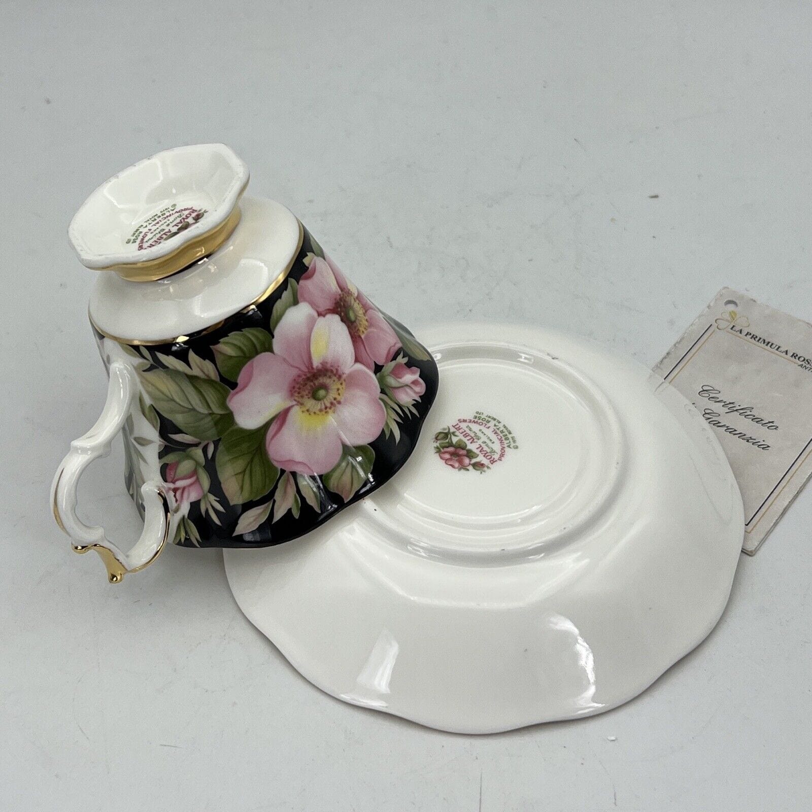 Tazza da tè The in porcellana Royal Albert Provincial Flowers Fiori Alberta Rose Categoria  Servizio tazze - Tazze