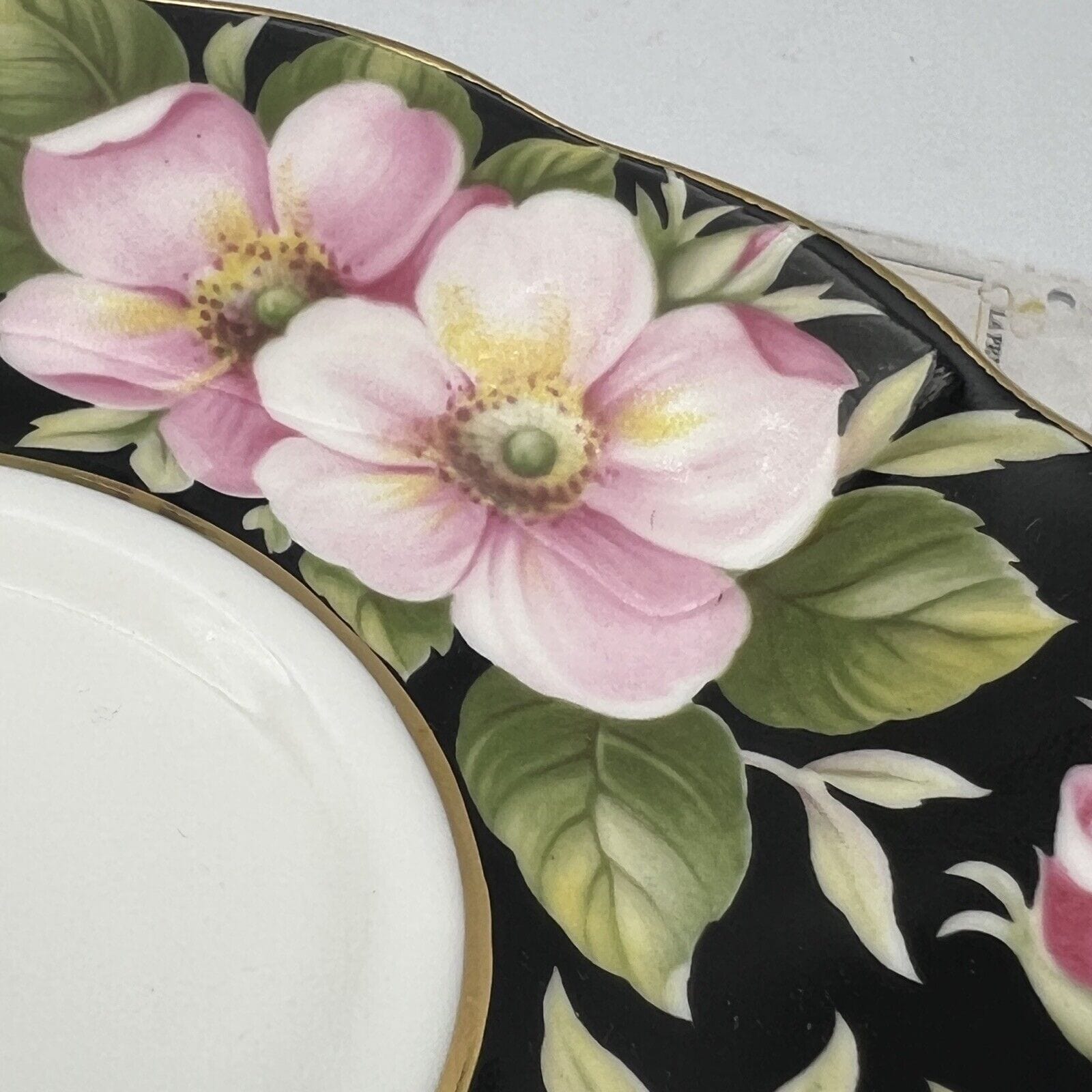 Tazza da tè The in porcellana Royal Albert Provincial Flowers Fiori Alberta Rose Categoria  Servizio tazze - Tazze