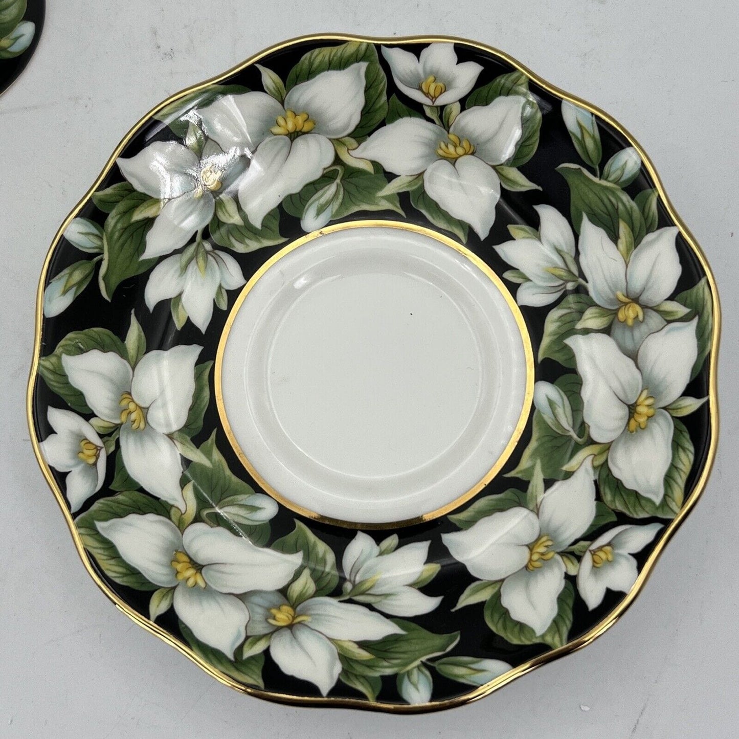 Tazza da tè The in porcellana Royal Albert Provincial Flowers tazzina Trillium Categoria  Servizio tazze - Tazze