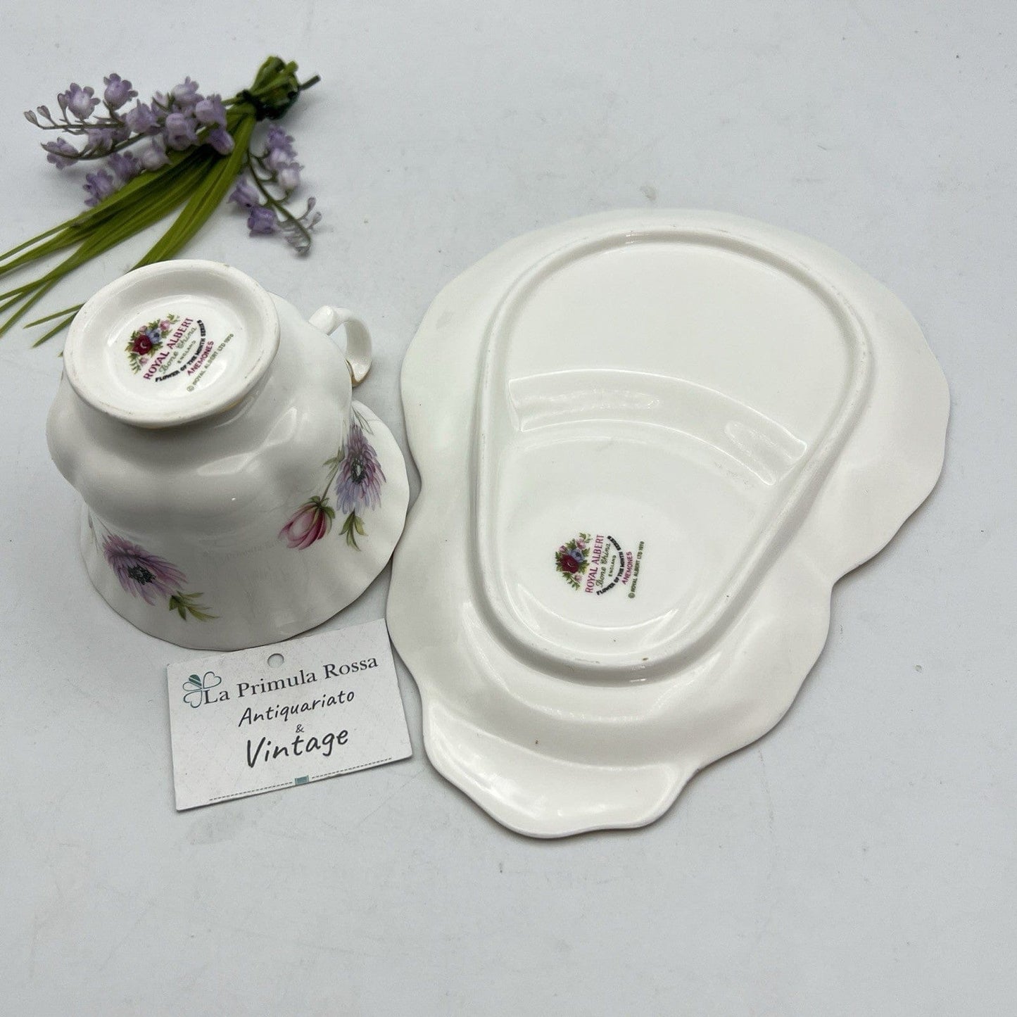 Tazza da tè The tennis in porcellana Royal Albert con mese inglese MARZO 1970 Categoria Servizio tazze - Tazze