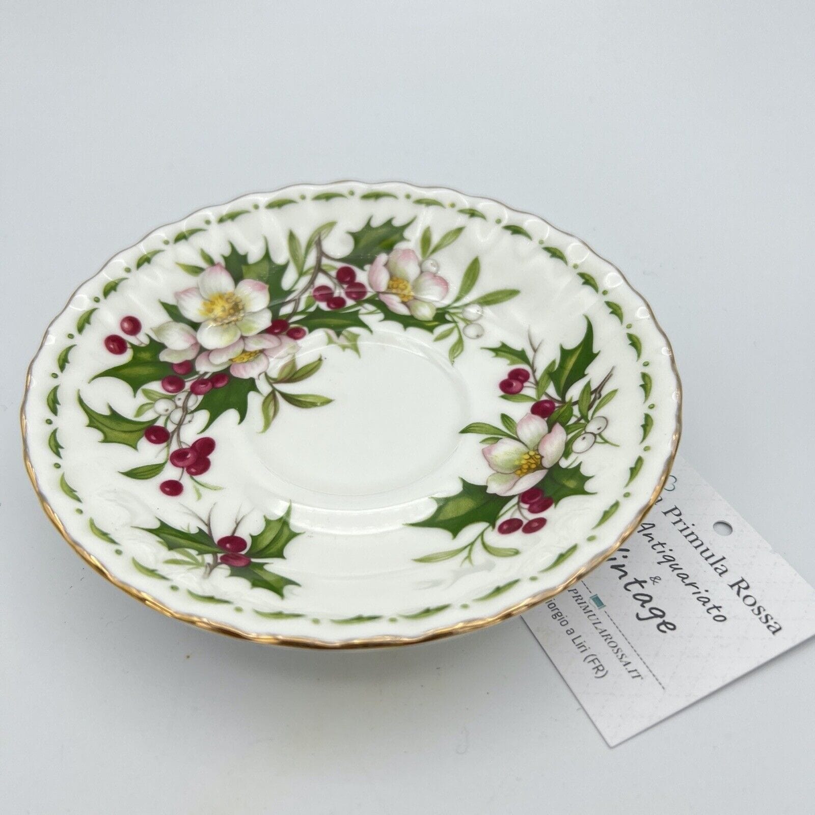 Tazza da tè The TRIO  in porcellana Royal Albert con mese inglese DICEMBRE 1970 Categoria  Servizio tazze - Tazze