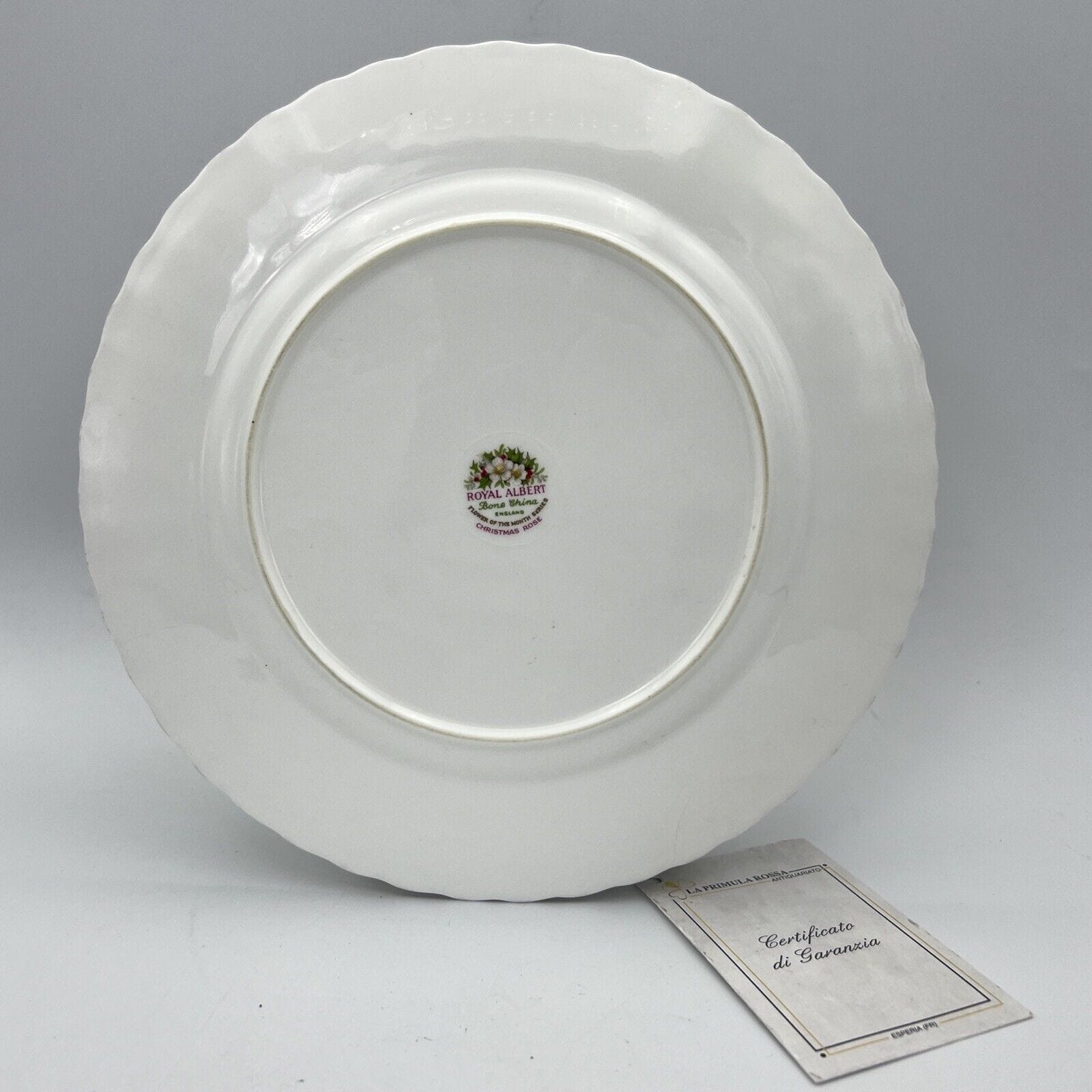 Tazza da tè The TRIO  in porcellana Royal Albert con mese inglese DICEMBRE 1970 Categoria  Servizio tazze - Tazze