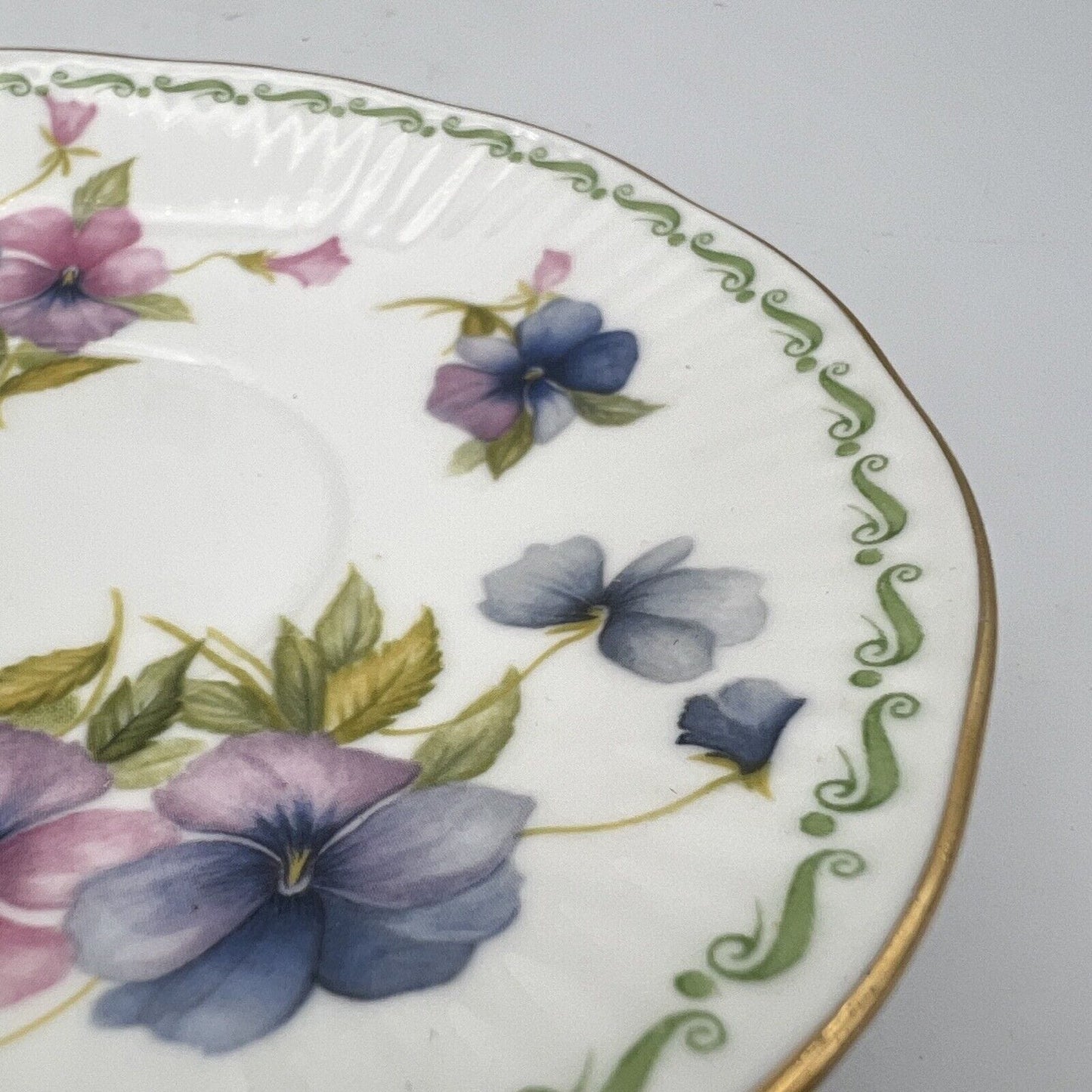 Tazza da the per tè in porcellana Queen's con mese tazzina inglese Agosto 900 Categoria Servizio tazze - Tazze