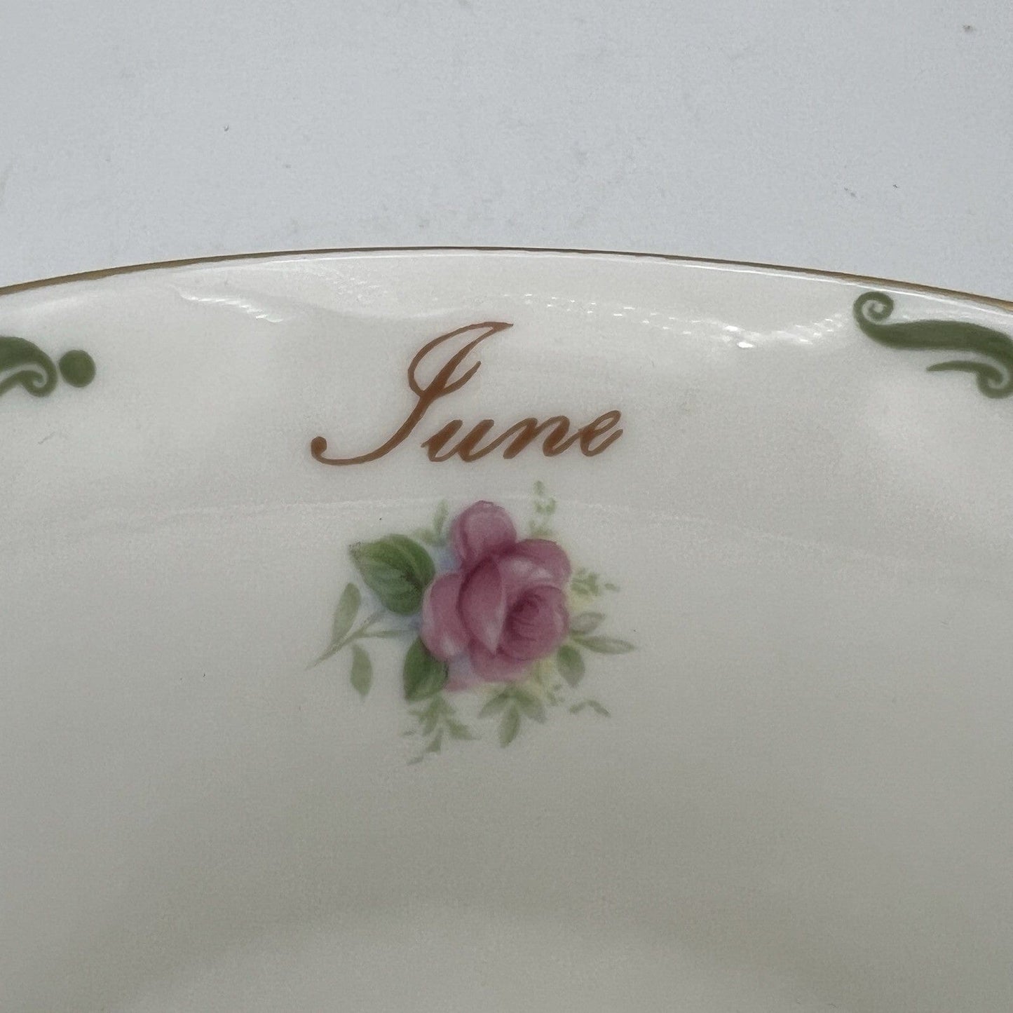 Tazza da the per tè in porcellana Queen's con mese tazzina inglese GIUGNO 900 Categoria Servizio tazze - Tazze