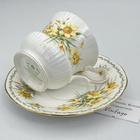 Tazza da the per tè in porcellana Queen's con mese tazzina inglese MARZO 900 Categoria  Servizio tazze - Tazze