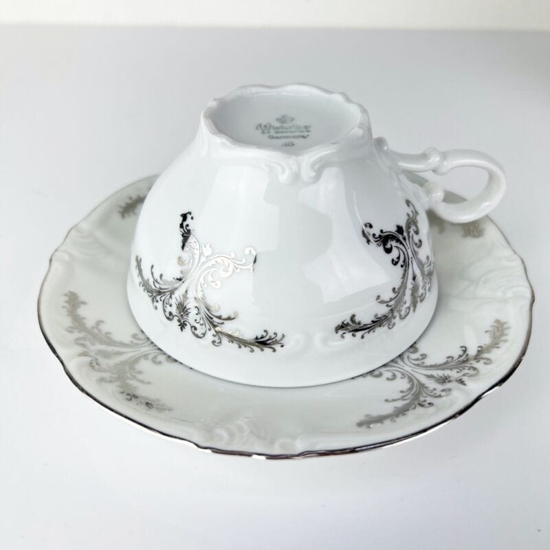 Tazza da the tè antica in porcellana Bianca Bavaria tazzina decoro Argento Categoria Servizio tazze - Tazze