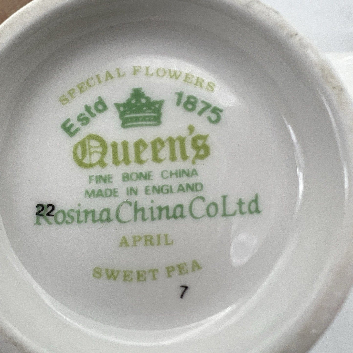 Tazza da the tè in porcellana Queen's con mese tazzina inglese Aprile 900 Categoria Servizio tazze - Tazze