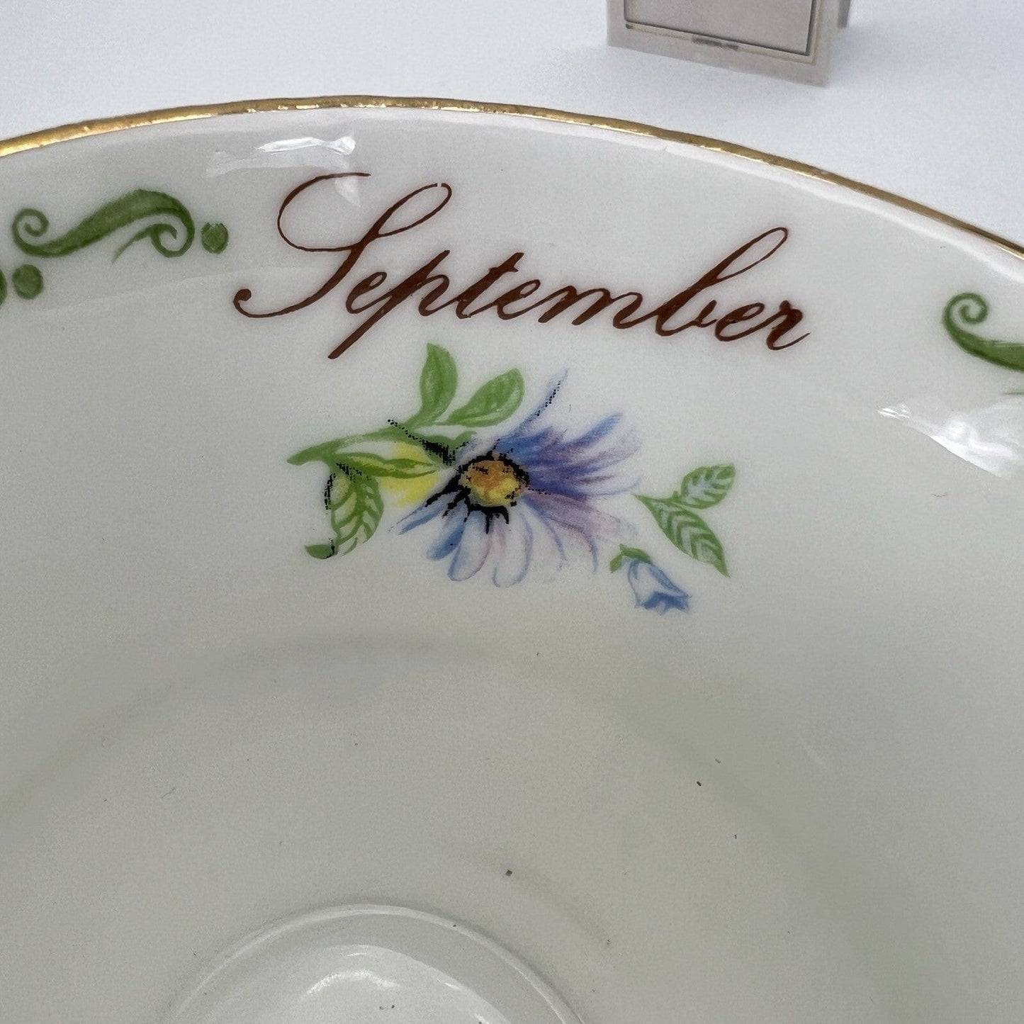 Tazza da the tè in porcellana Queen's con mese tazzina inglese Settembre 900 Categoria Servizio tazze - Tazze