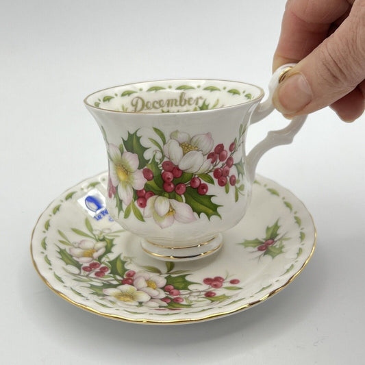 Tazza in porcellana Royal Albert mese tazzina da caffè inglese Dicembre 1970 Categoria  Servizio tazze - Tazze