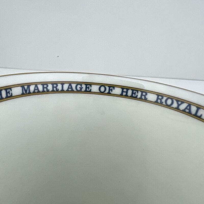 Tazza Mug Inglese Matrimonio Principessa Anna Capitano Mark Phillips Casa Reale Categoria  Ceramiche e Porcellane