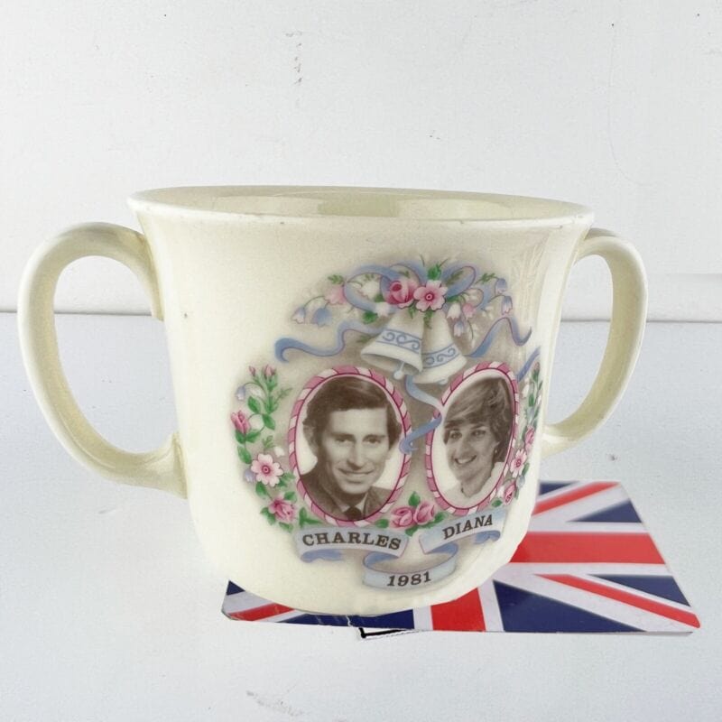 Tazza Vintage Inglese Matrimonio Principe Carlo e Lady Diana Casa Reale 1981 Categoria Piatti e Piattini