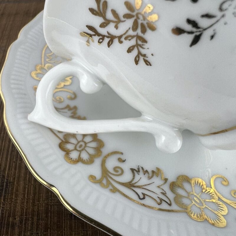 Tazzina da caffe antica in porcellana Bavaria tazza tazzine oro con piattino 900 Categoria  Servizio tazze - Tazze