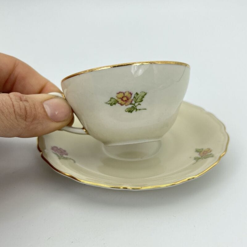 Tazzina da per caffe antica in porcellana Bavaria tazza a fiori anni 40 Rose 3 Categoria Servizio tazze - Tazze