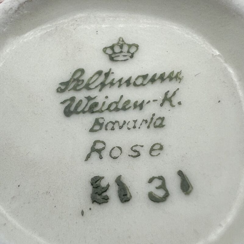 Tazzina da per caffe antica in porcellana Bavaria tazza a fiori anni 40 Rose 3 Categoria Servizio tazze - Tazze
