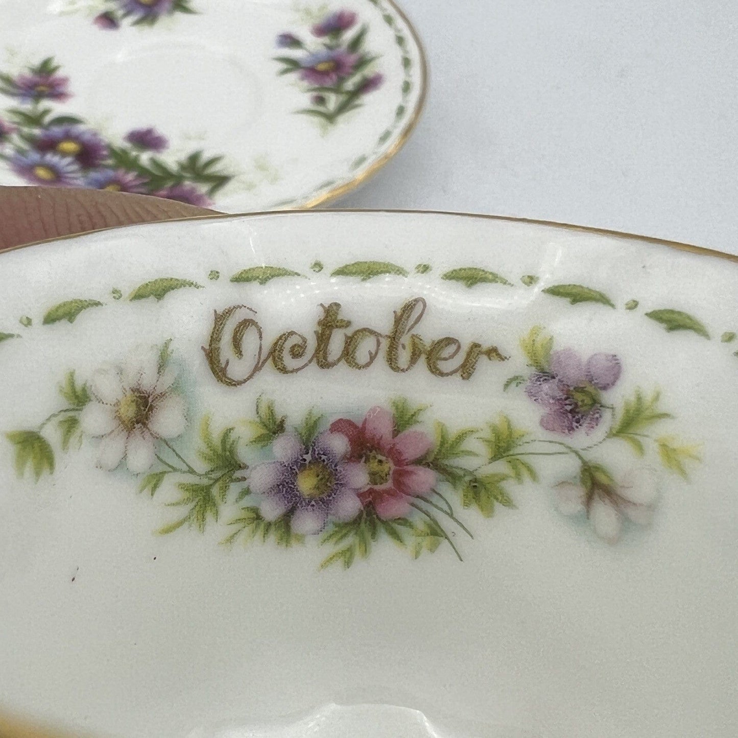 Tazzina da tè The in porcellana Royal Albert con mese Ottobre Mignon Miniatura Categoria Servizio tazze - Tazze
