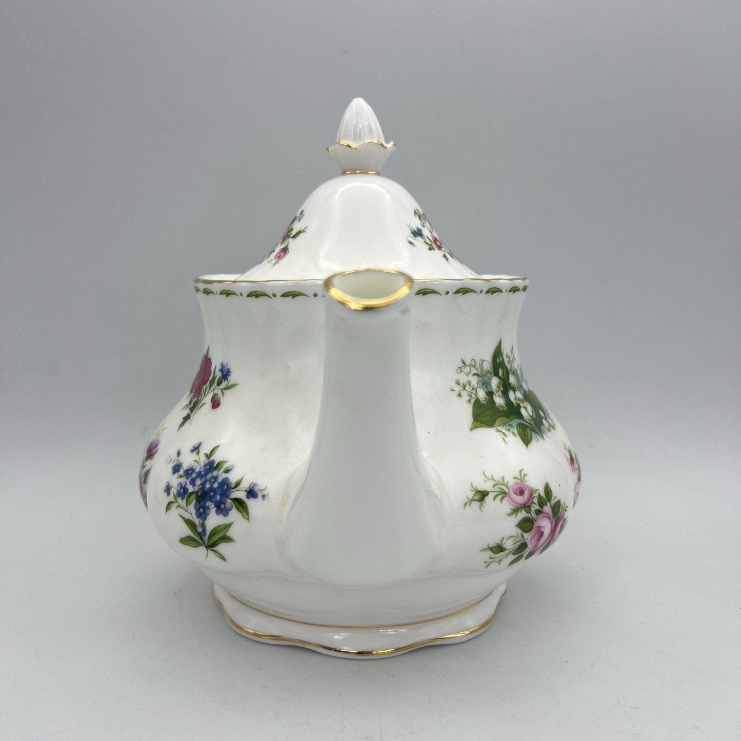 Teiera Grande in porcellana Royal Albert con mesi Flower of the Month The Categoria Servizio tazze - Tazze