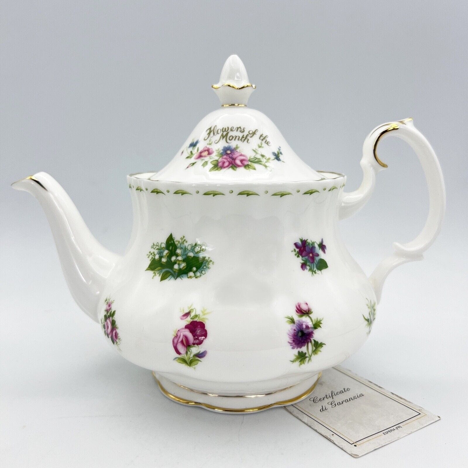 Teiera in porcellana Royal Albert con mesi Flower of the month 1984 servizio the Categoria  Servizio tazze - Tazze