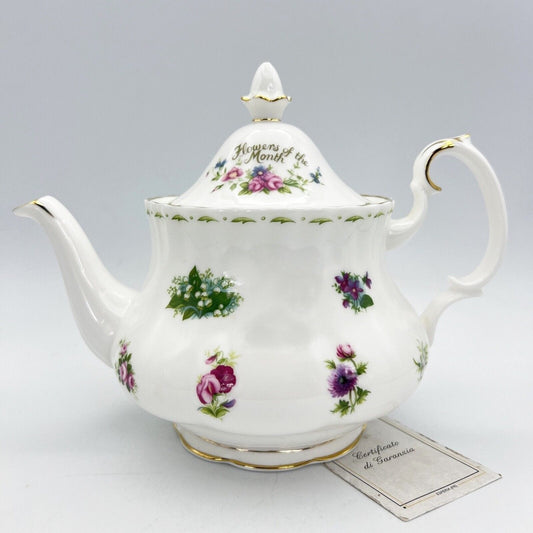 Teiera in porcellana Royal Albert con mesi Flower of the month 1984 servizio the Categoria  Servizio tazze - Tazze