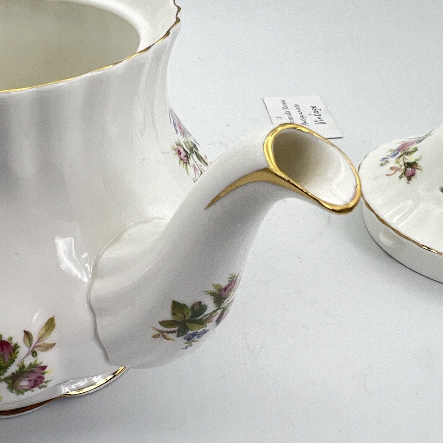 Teiera inglese in porcellana Vintage Royal Albert da tè The Moss Rose 1956 Categoria Servizio tazze - Tazze