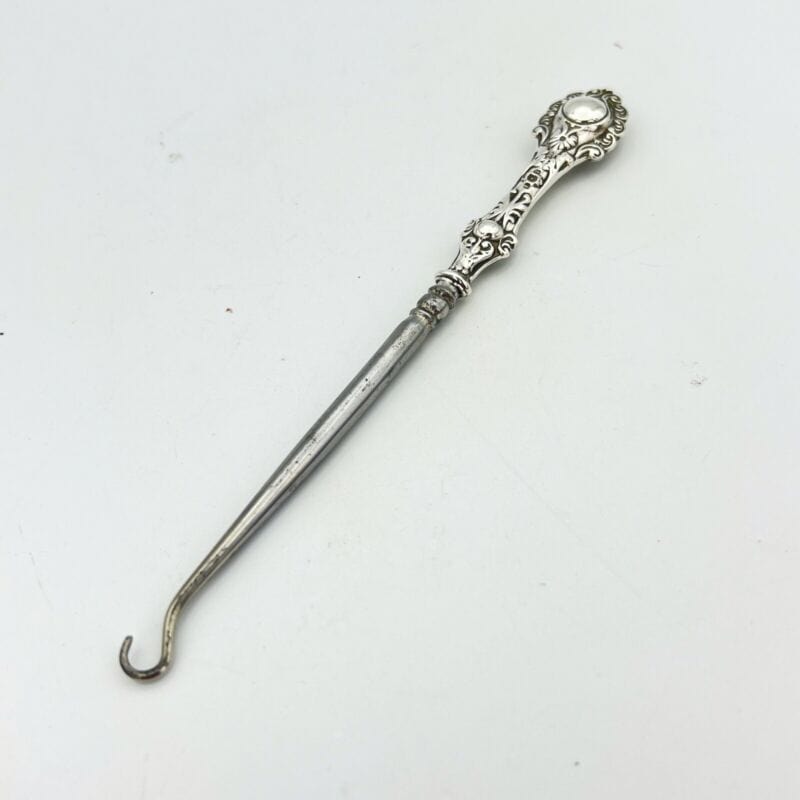 Tiralacci Antico in argento 925 inglese da toilette sterling d'epoca anno 1908 Categoria Sheffield & Argento
