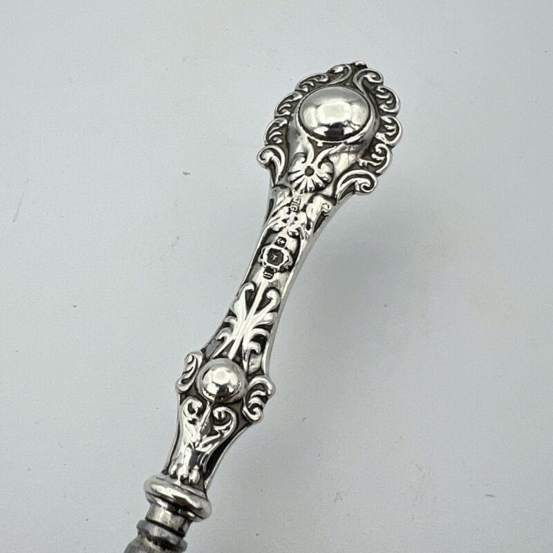Tiralacci Antico in argento 925 inglese da toilette sterling d'epoca anno 1908 Categoria Sheffield & Argento
