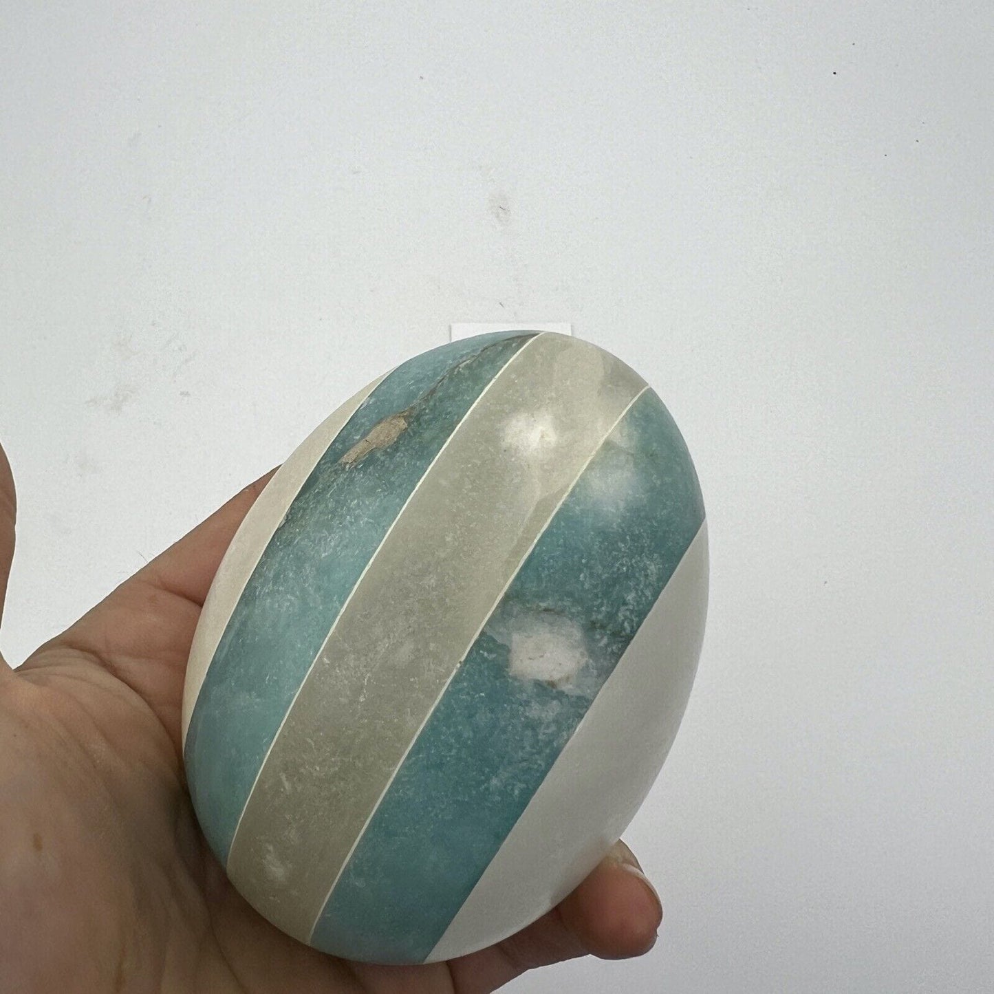 Uovo da Collezione vintage in marmo pietra alabastro quarzo bianco celeste Categoria .Tutti gli articoli