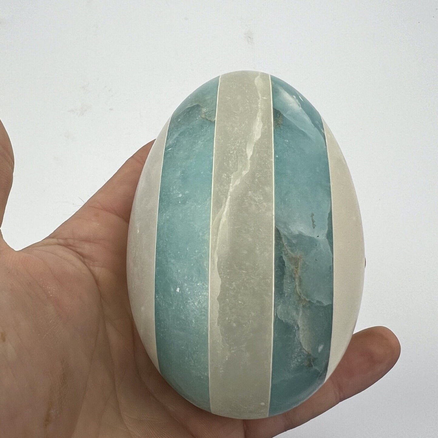 Uovo da Collezione vintage in marmo pietra alabastro quarzo bianco celeste Categoria .Tutti gli articoli