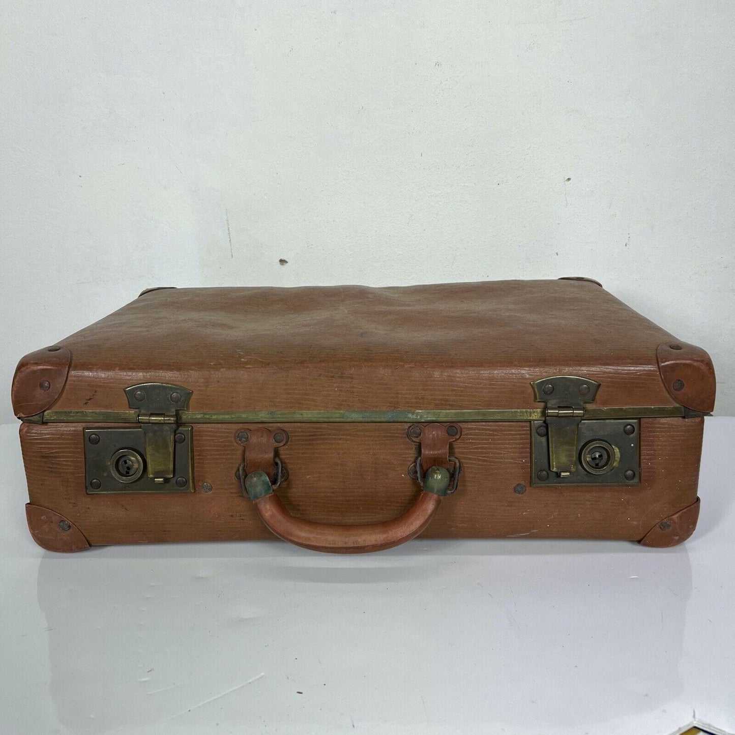 Valigia vintage anni 40 in pelle marrone Borsa Antica bagaglio da viaggio rigida Categoria Vintage