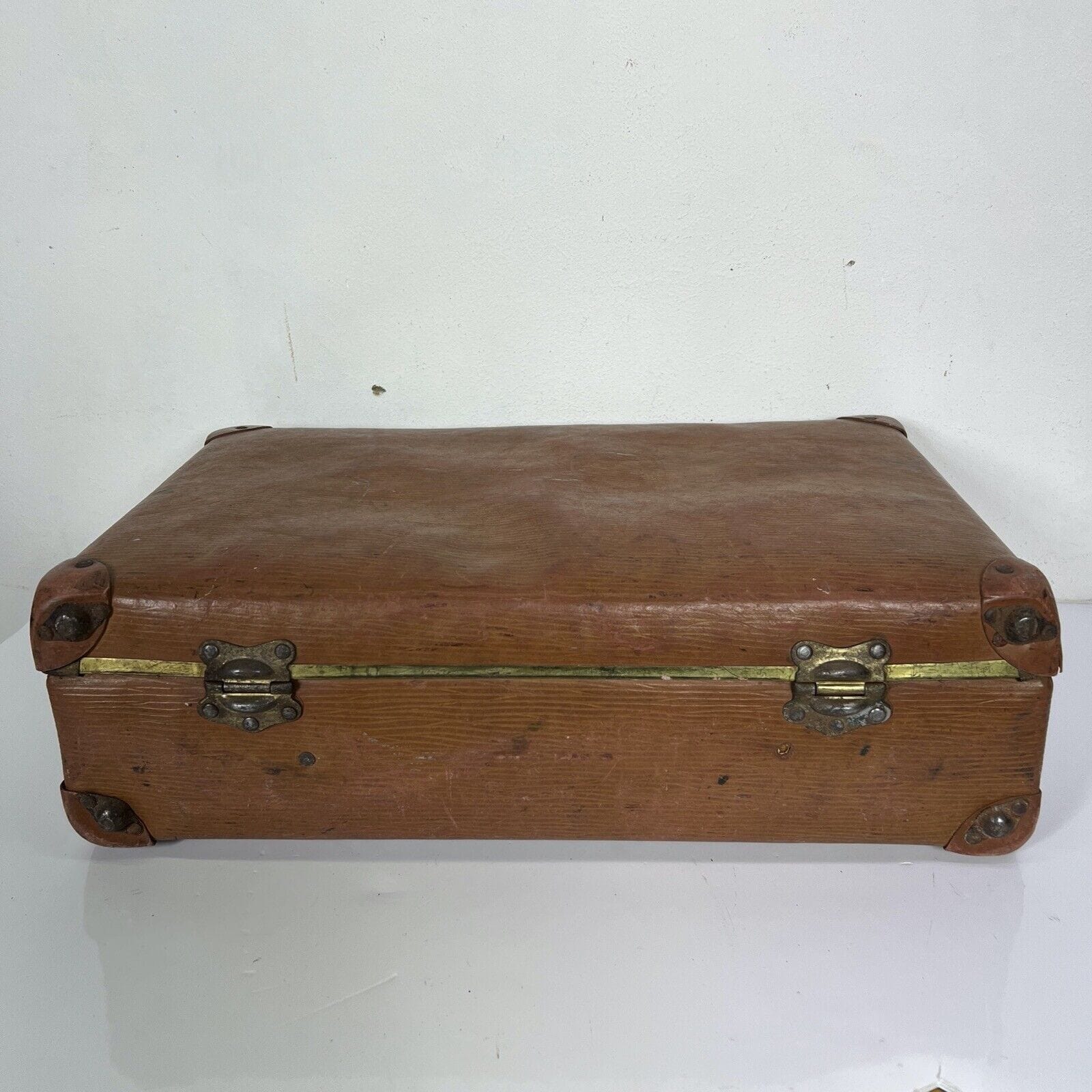 Valigia vintage anni 40 in pelle marrone Borsa Antica bagaglio da viaggio rigida Categoria  Vintage