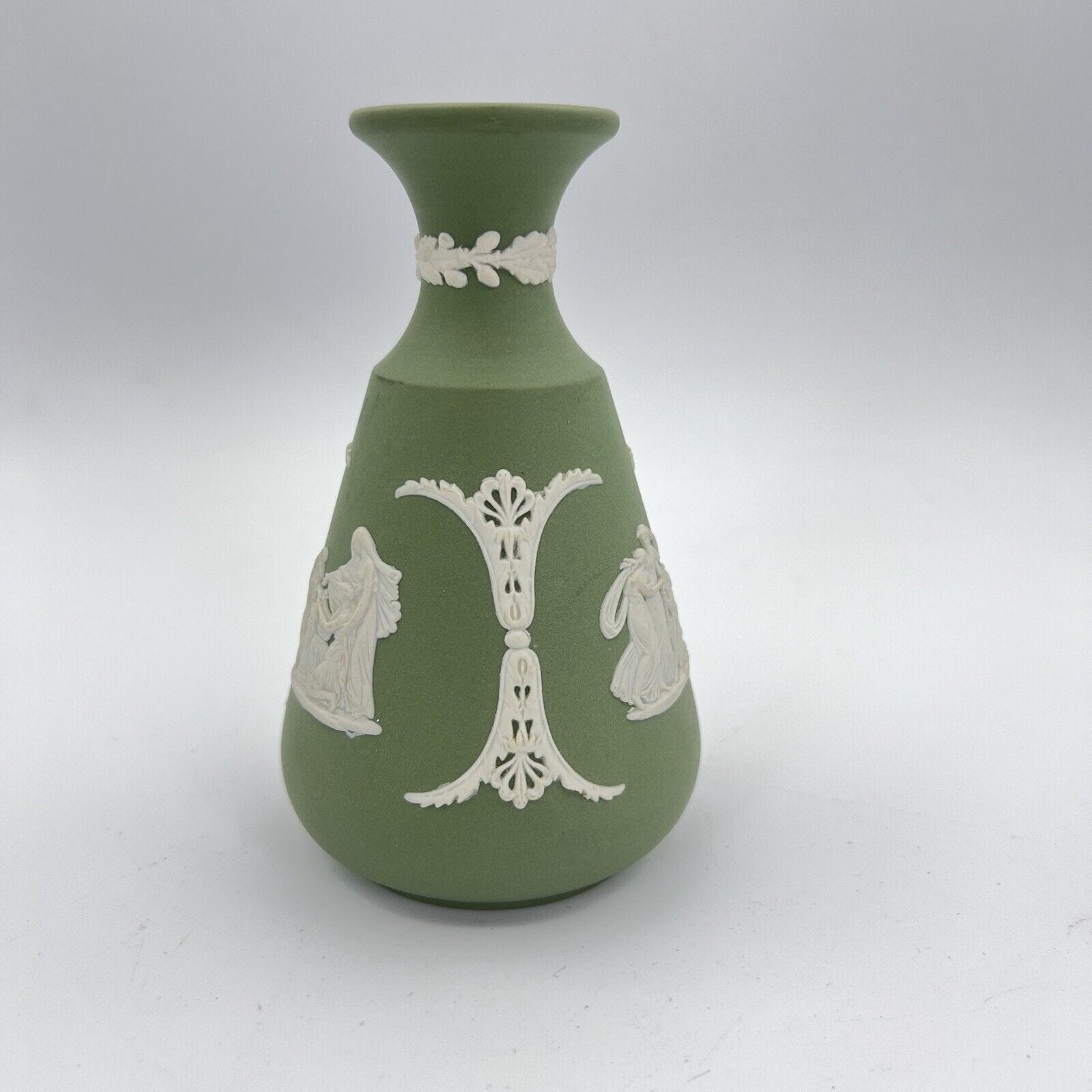 Vasetto in porcellana Wedgwood Verde Salvia Vaso Vintage inglese 900 neoclassico Categoria  Vasi e Portafiori