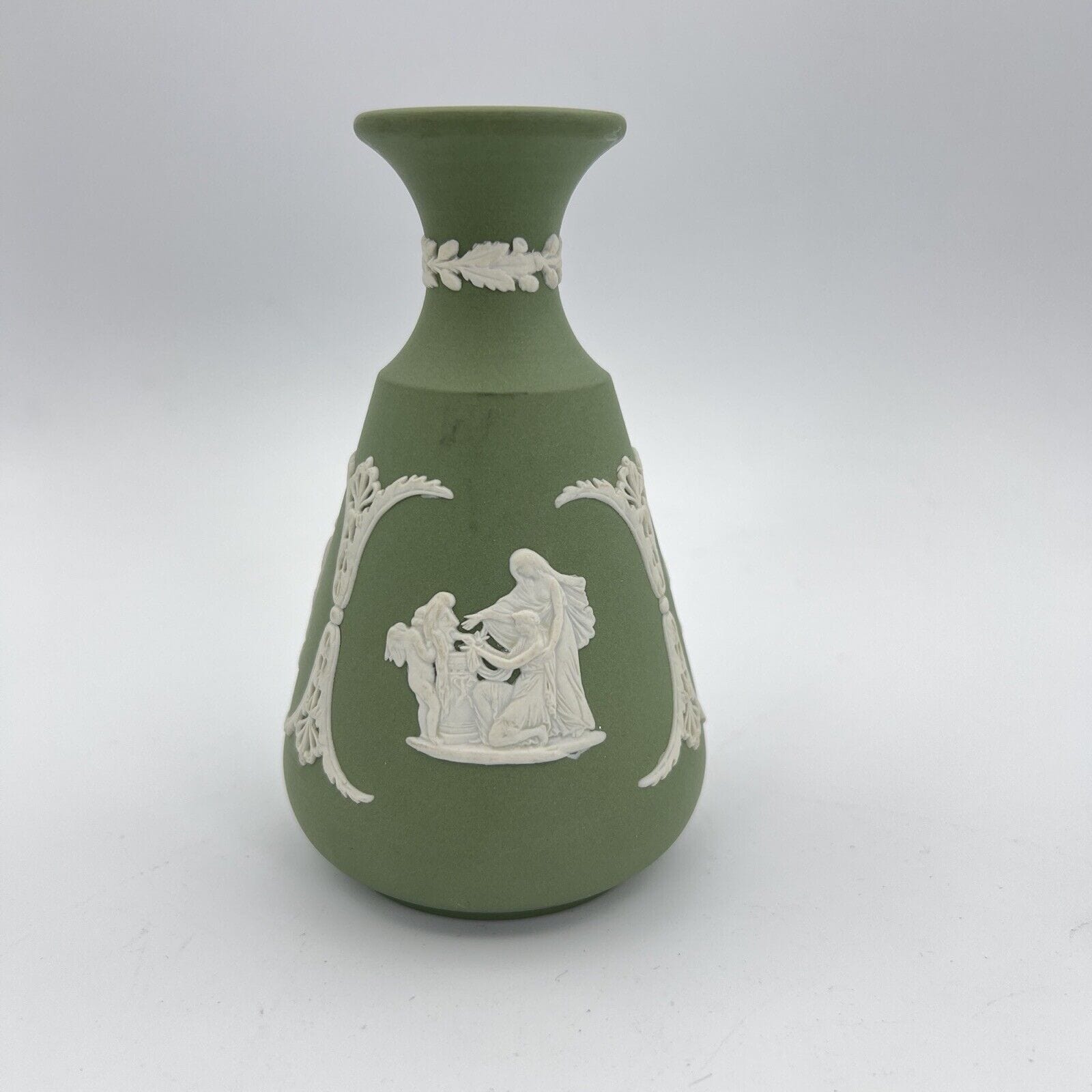 Vasetto in porcellana Wedgwood Verde Salvia Vaso Vintage inglese 900 neoclassico Categoria  Vasi e Portafiori